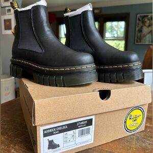 Dr. Marten Audrick Chelsea boots- black